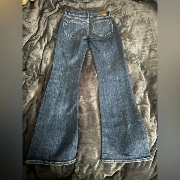 NWOT Buckle Lowrise Bootcut Jeans - Picture 5 of 12